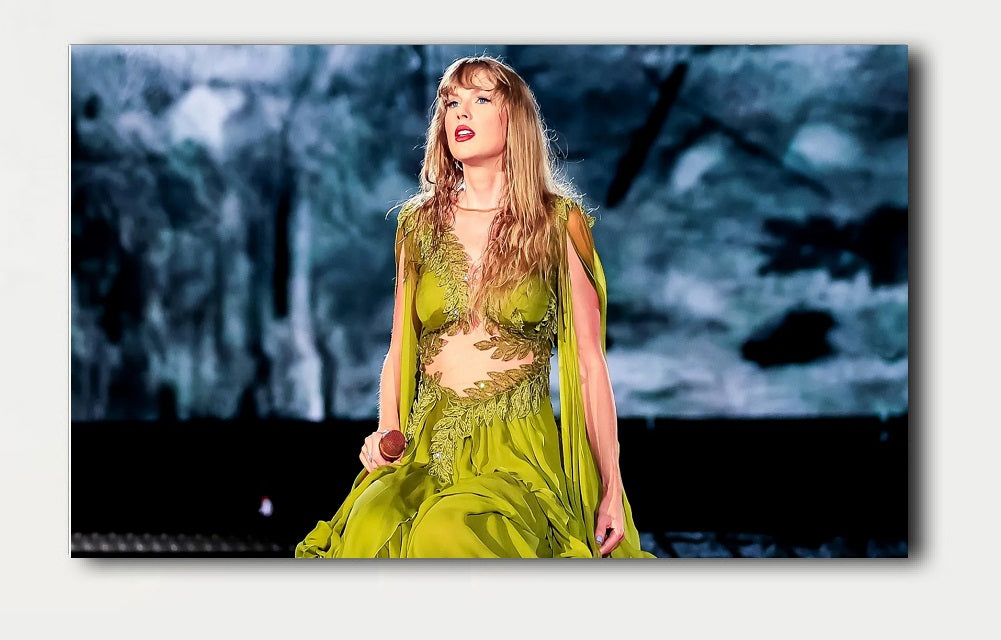 Single Canvas Print (Size 1) - Taylor Swift